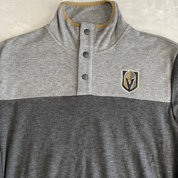 Las Vegas Golden Knights Station Casinos Sweatshirt 1/4 Button Snap Adult Large - Picture 2 of 12